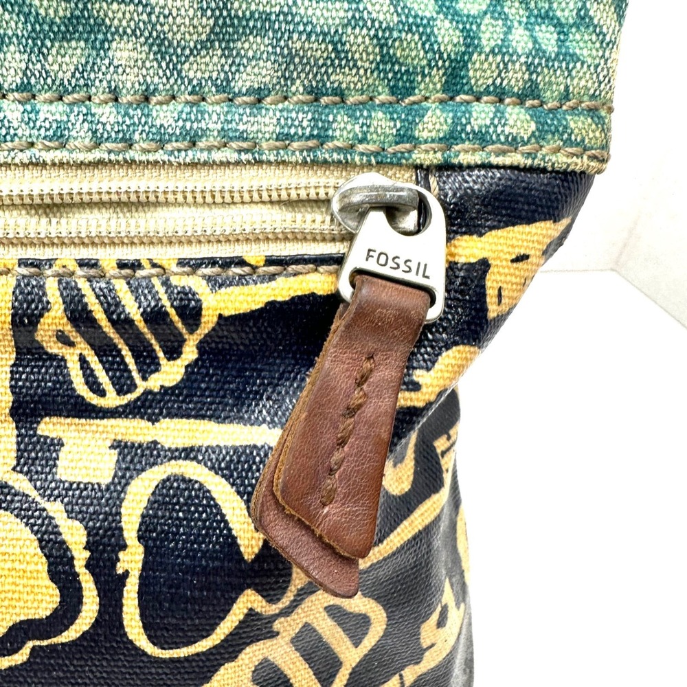 Fossil Key-Per Crossbody Bag Navy Gold Skeleton Key Print Small Purse - Picture 3 of 12